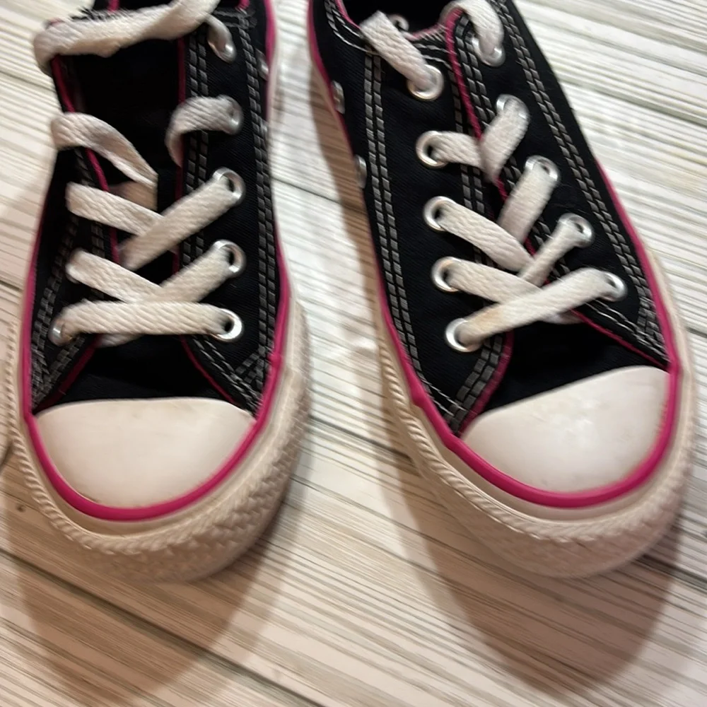 Converse Chuck Taylor All Star Black Sneakers Slip On Girls Size 12